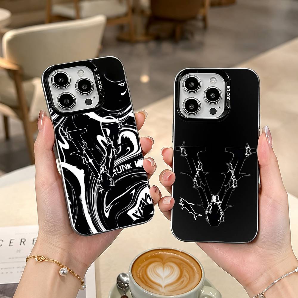Phone Cases Louis Vuitton - เคสโทรศัพท์ลายโลโก้ Fashion V-VRUNK สำหรับ iPhone 17,16,15,14,13,12,11
